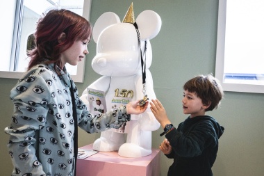 Junior Club viert 150ste verjaardag Groninger Museum